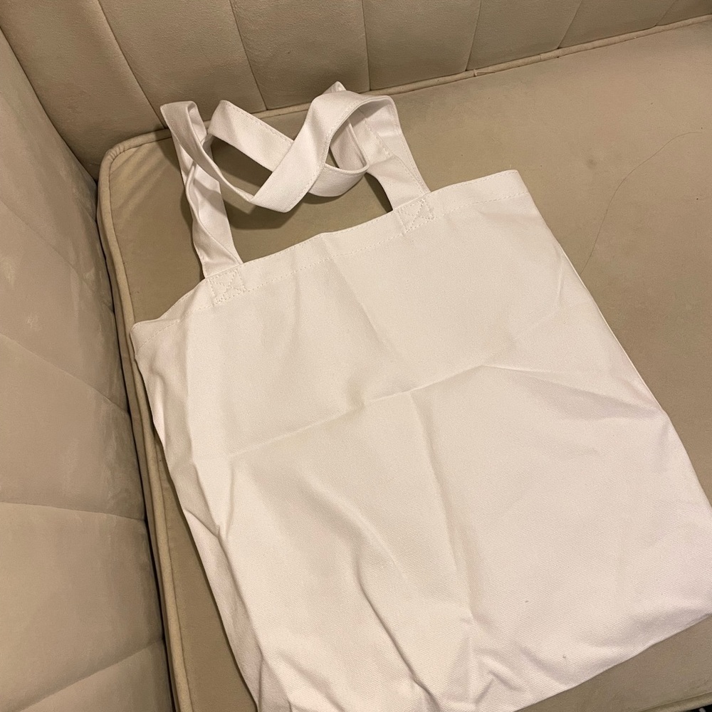 Chanel Canvas Tote (RARE) - Picture 4 of 4